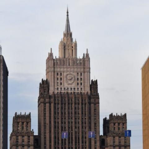 Дипломат призвал США держаться подальше от Крыма и России