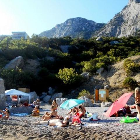 Крым с начала года посетили почти четыре миллиона туристов