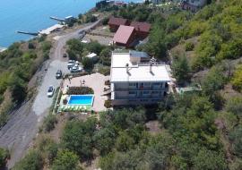 С бассейном восточная набережная - Крым  Алушта гостиница Лукоморье   с бассейном 