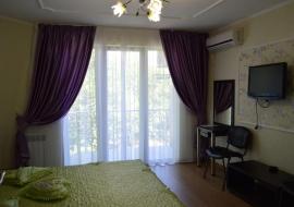 В парковой зоне - Крым Гостиницы в Алуште    комнат 1 площадь 25 м2 этаж 3