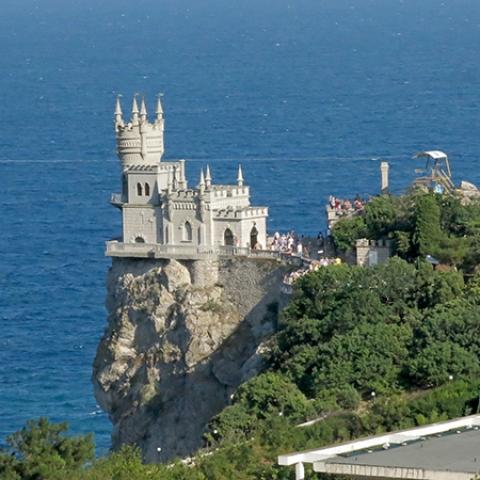 Путин создал рабочую группу по культурному наследию Крыма