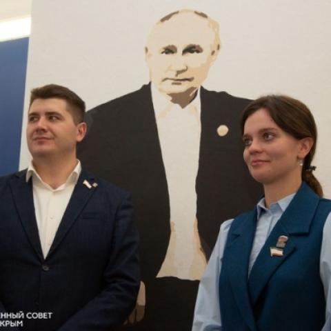 Художественная экспозиция «Ялта 2.0» или «Большая тройка на новый лад» открыта для посещения в столице Крыма