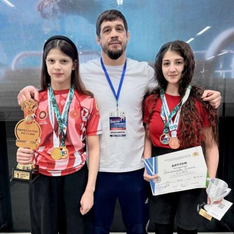 Три медали завоевали крымчанки на Первенстве России по джиу-джитсу в Екатеринбурге