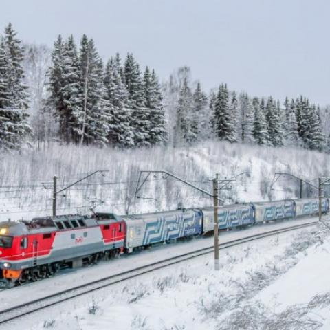 Время задержки может измениться: ситуация с движением поездов из Крыма 9  