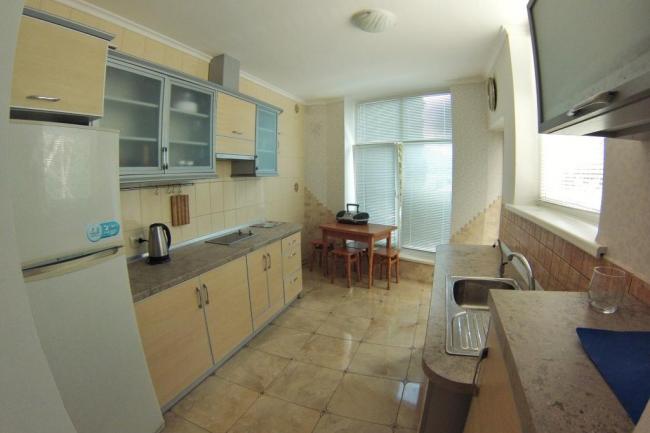 Алушта частный сектор  Двухкомнатный