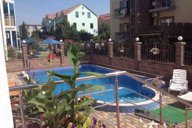 Отдых в Николаевке гостиница с бассейном